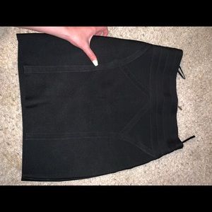 Bebe black bandage midi skirt (L)